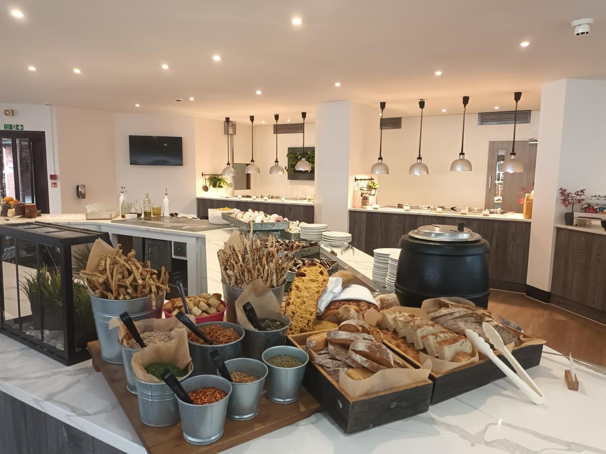 Cim Business Centre Hotell Maidenhead Exteriör bild